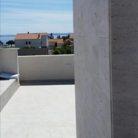 Casa Bianca Family Near Sandy With Parking And Rooftop Experience Apartamento *