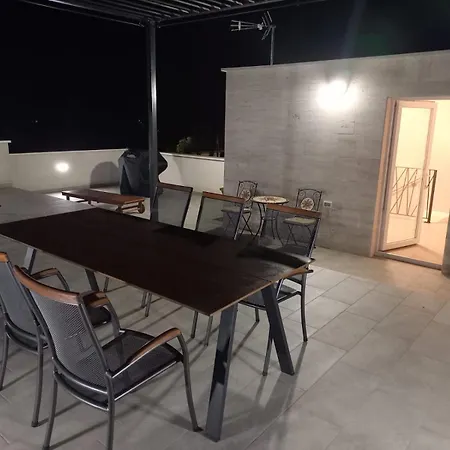 Casa Bianca Family Near Sandy With Parking And Rooftop Experience