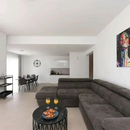 Casa Bianca *