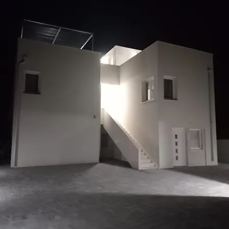 Casa Bianca Family Near Sandy With Parking And Rooftop Experience Apartamento